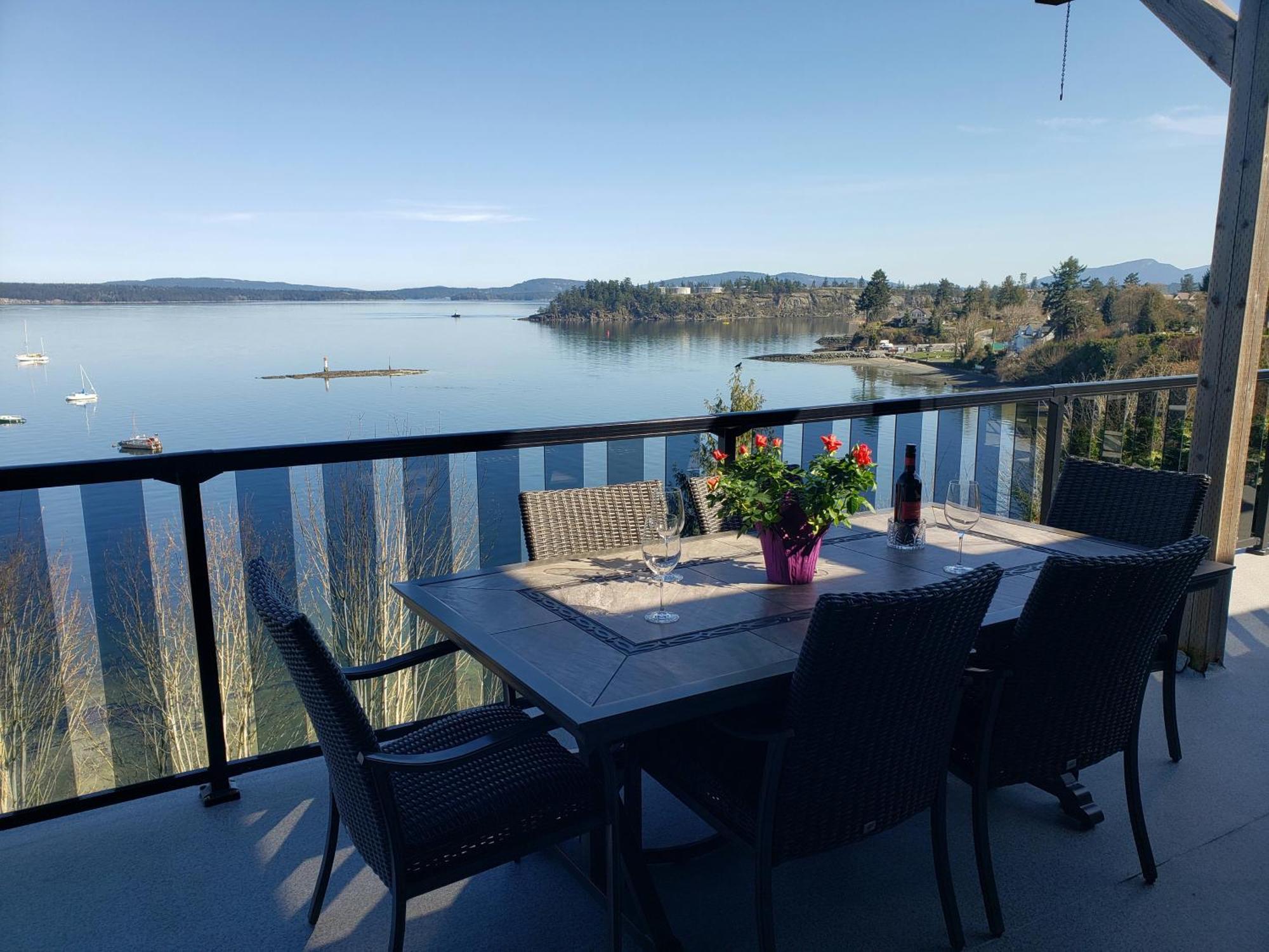 Edgewater Chemainus Apartment Exterior photo